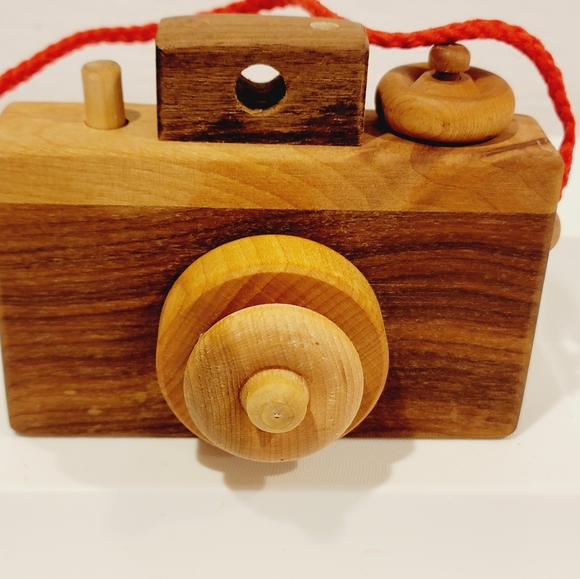 Wooden Toy Film Camera Pretend Play - Picture 2 of 10